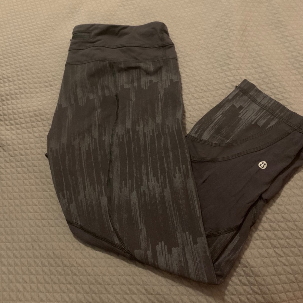 Lululemon crop